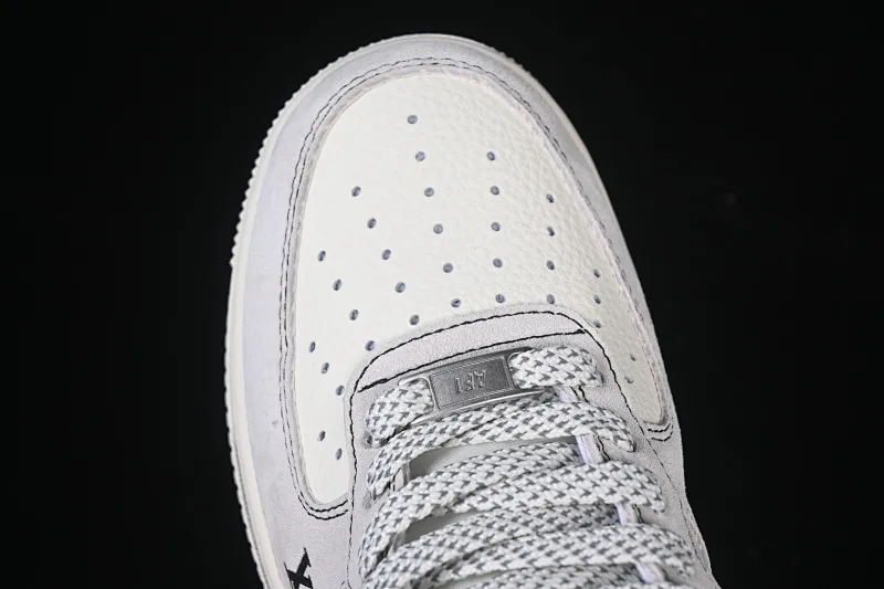 All categories Nk Air Force 1 Air Force series Nk Air Force 1 Low Air Force low top Nike Air Force 1'07 Low LV co-branded double spelled black graffiti Air Force 1 low top casual sneakers CX5050-Y06